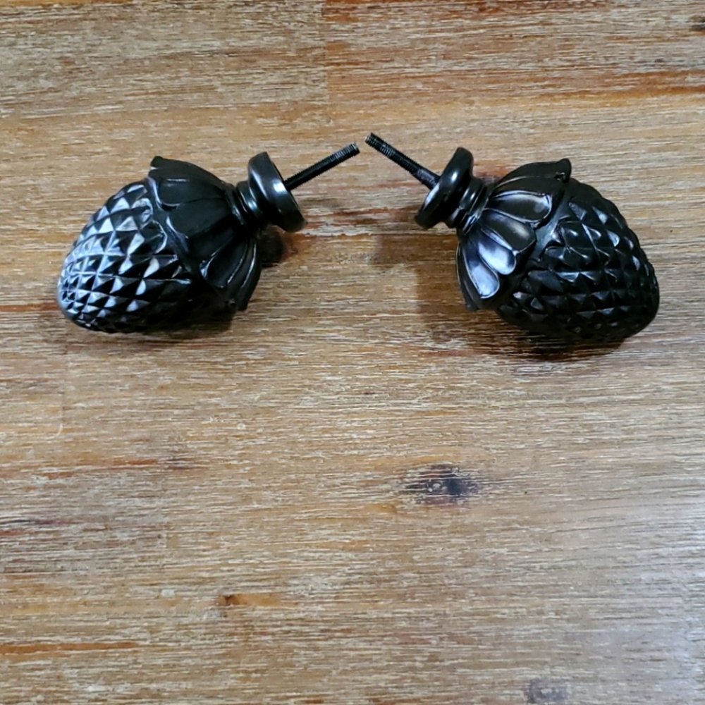 Curtains rod ends